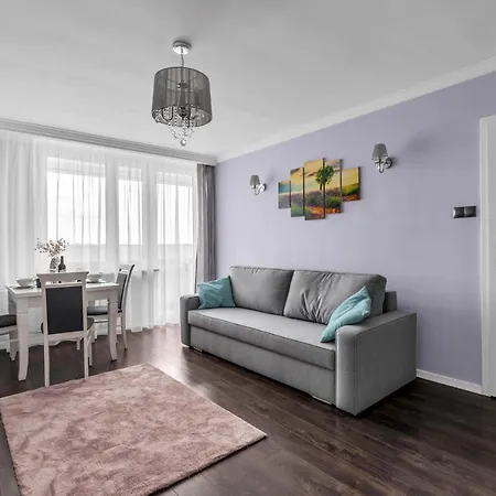 Praga Views - 17th Floor With Balcony - By Rentujemy דירה ורשה