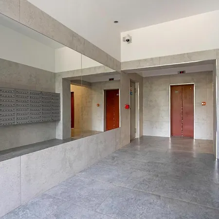 דירה Praga Views - 17th Floor With Balcony - By Rentujemy *