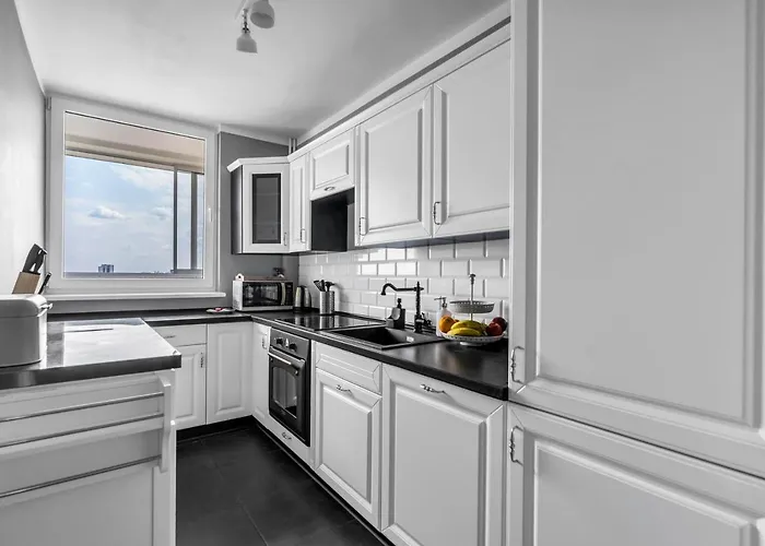 Apartamento Praga Views - 17th Floor With Balcony - By Rentujemy Varsovia